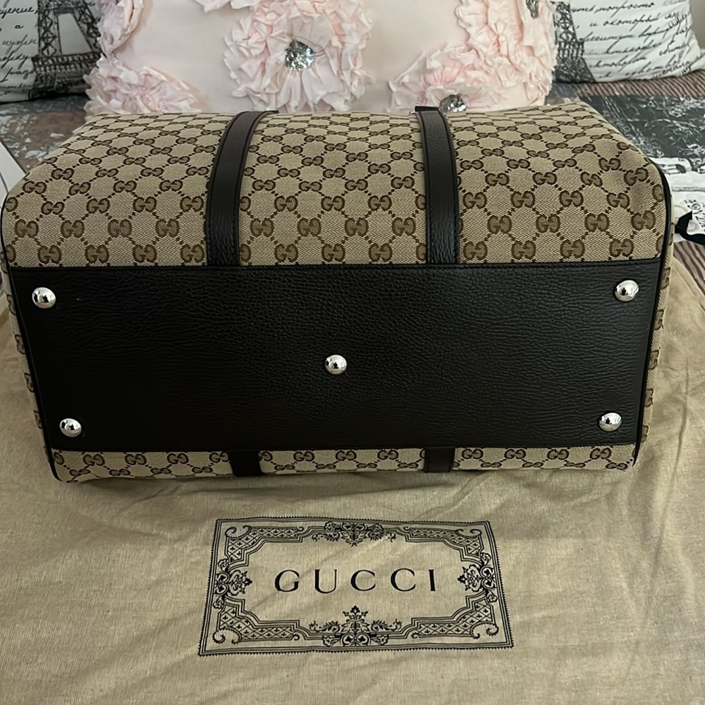 Gucci Unisex Classic Luggage Original GG
NWT
Canvas Carry On Duffle Travel​ - Picture 10 of 10